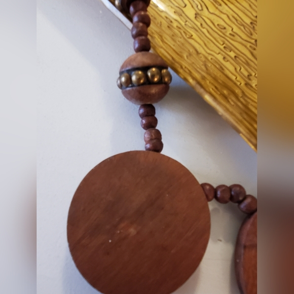 Artisan statement necklace wood brass studded studs disc's beads vintage boho - Picture 13 of 16